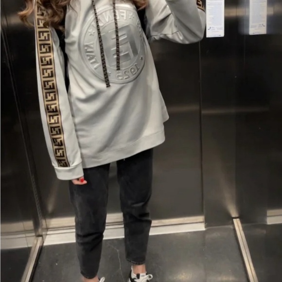 Fendi hoodie - Picture 7 of 7
